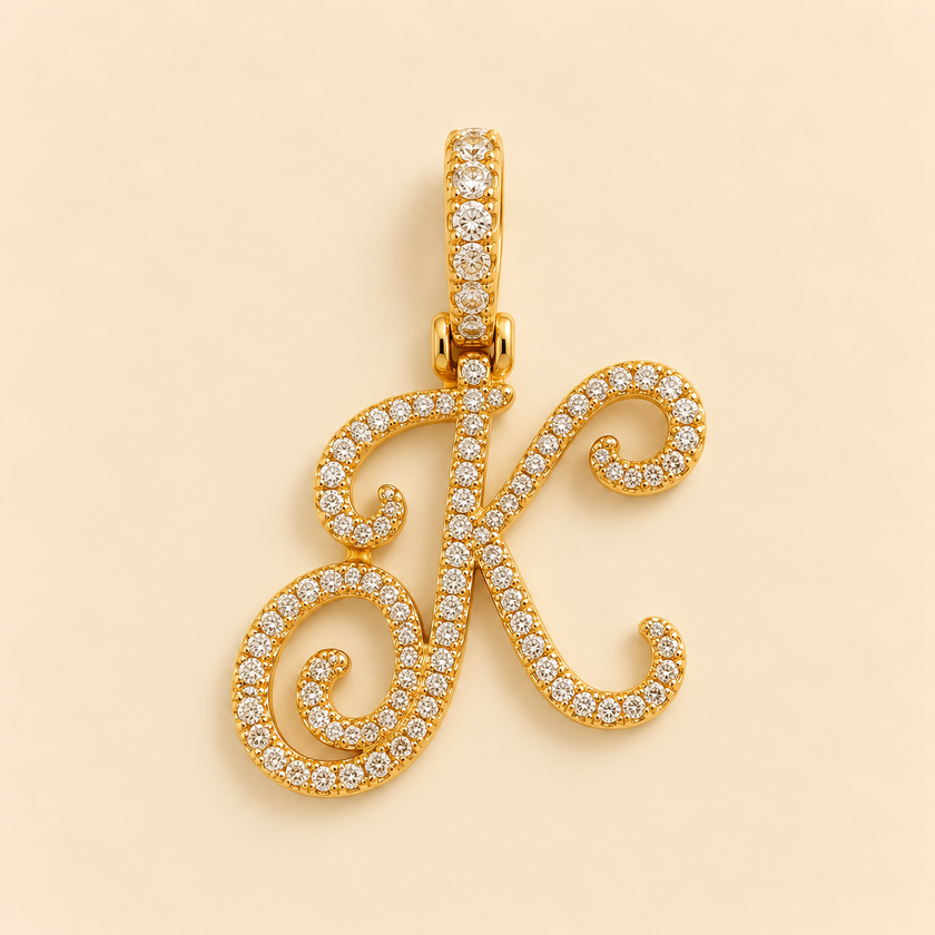 Latina initial